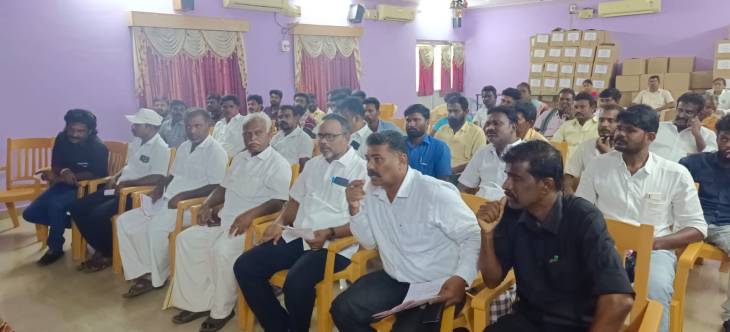 கோவில்பட்டி மாவட்ட அரசு தலைமை மருத்துவமனையில் கூடுதலாக மருத்துவர்கள் நியமிக்க, உள்ளிட்ட பல்வேறு கோரிக்கைகளை முன்வைத்து ஆர்ப்பாட்டம்!