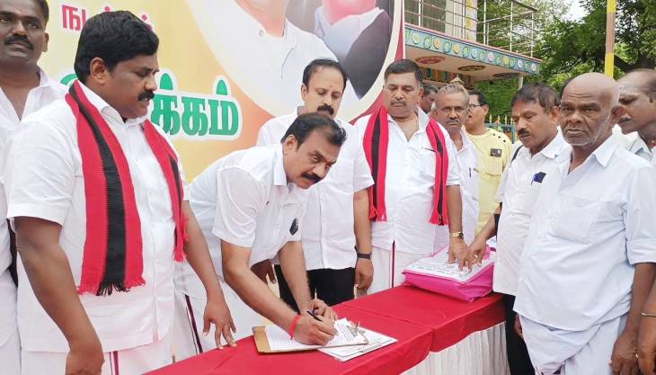 ஆளுநரை திரும்ப பெற வலியுறுத்தி-கோவில்பட்டியில் மதிமுக கையெழுத்து இயக்கம்.

