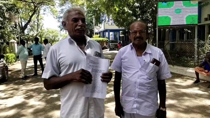  மார்க்கெட் தலைவர் நீக்கிவிட்டதாக கூறி இயக்குனர் அமிர்தராஜ் மாவட்ட காவல் கண்காணிப்பாளரிடம் புகார்?