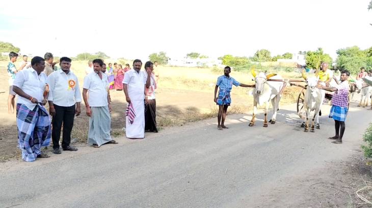 மாபெரும் மாட்டு வண்டி எல்கை பந்தயம்!