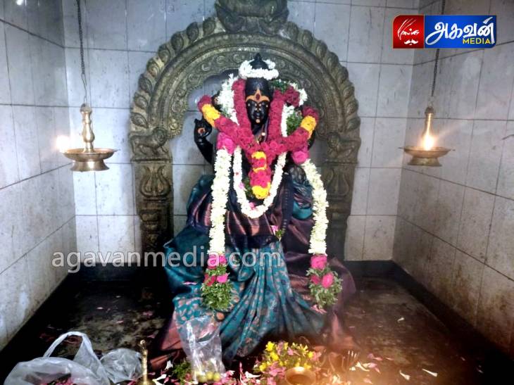 சாயல்குடி அருகே ராஜராஜேஸ்வரி அம்மன் ஆலய மண்டல பூஜை விழா!