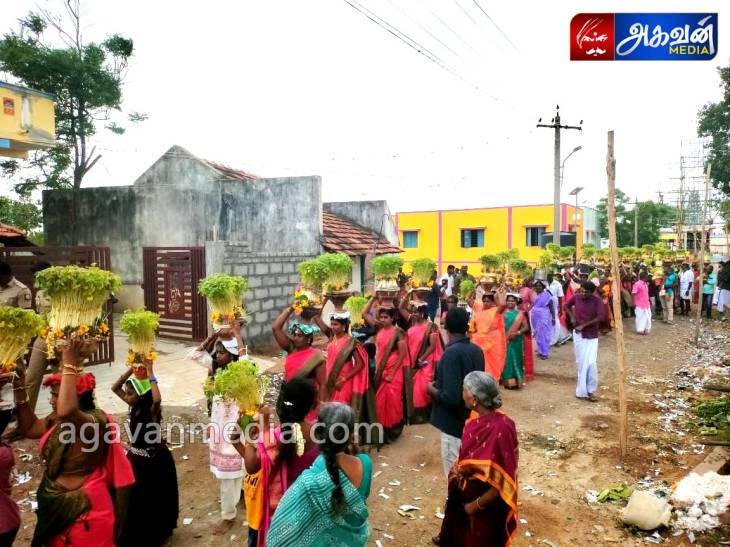 முத்துமாரியம்மன் பொங்கல் முளைப்பாரி  10 நாள் உற்சவம் பெண்கள் கும்மியாட்டம் நடனம் உற்சாகம்! 

