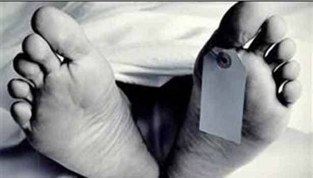 பைக்கில் இருந்து தவறி விழுந்து பெண் பலி!


