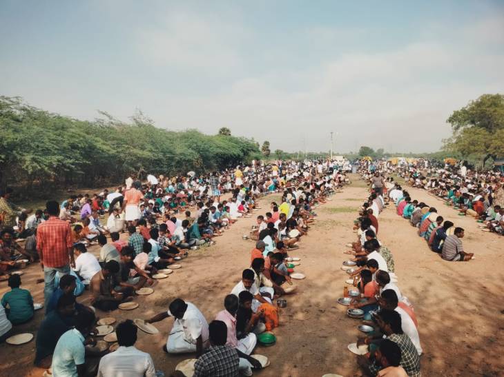 மழை பெய்ய வேண்டி எல்லையில் 101 ஆடுகள் பலி கொடுத்து படையல் -ஆண்கள் மட்டும் பங்கேற்கும்  அசைவ விருந்து!