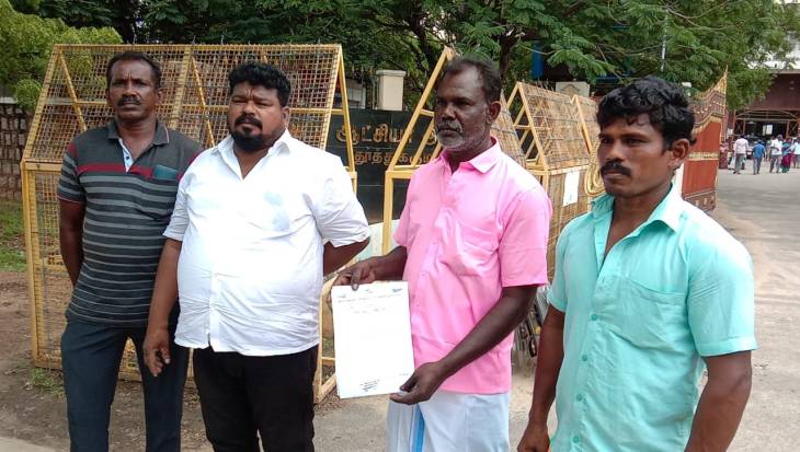 ஆழ்கடலில் மீன் பிடிக்க திரேஸ்புரம் நாட்டுப்படகு மீனவர்கள் எதிர்ப்பு?
