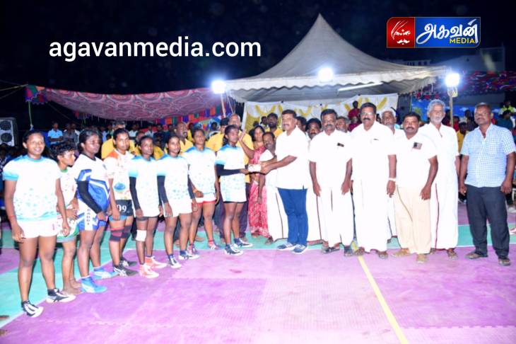 மாநில அளவிலான பெண்கள் கபடி போட்டியை எம்எல்ஏ மார்கண்டேயன் துவக்கி வைத்தார்.



